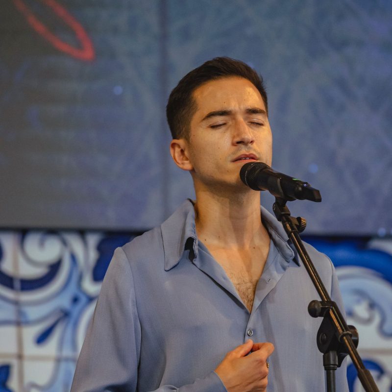 6b92822c-e610-4338-8292-c7682469266b